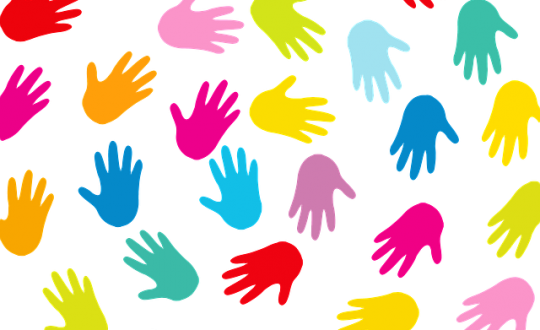 hands-565603_640